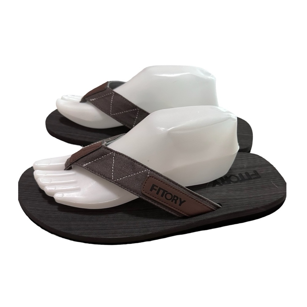 NEW FITORY Men's Flip-Flops Sandals Comfort Slippers for Beach Size 12 Brown